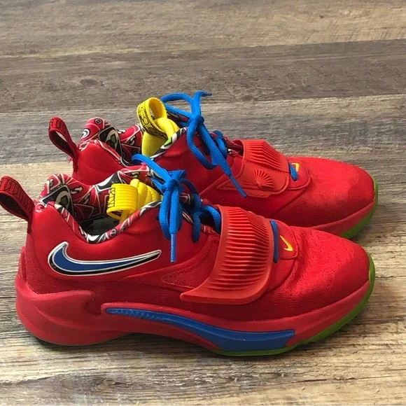 Uno x Nike Zoom Freak 3 Photo Red basketball - Size 6Y EUC worn once - Picture 4 of 10